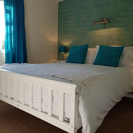 Ty Dderw Country Inn Moelfre Extérieur photo
