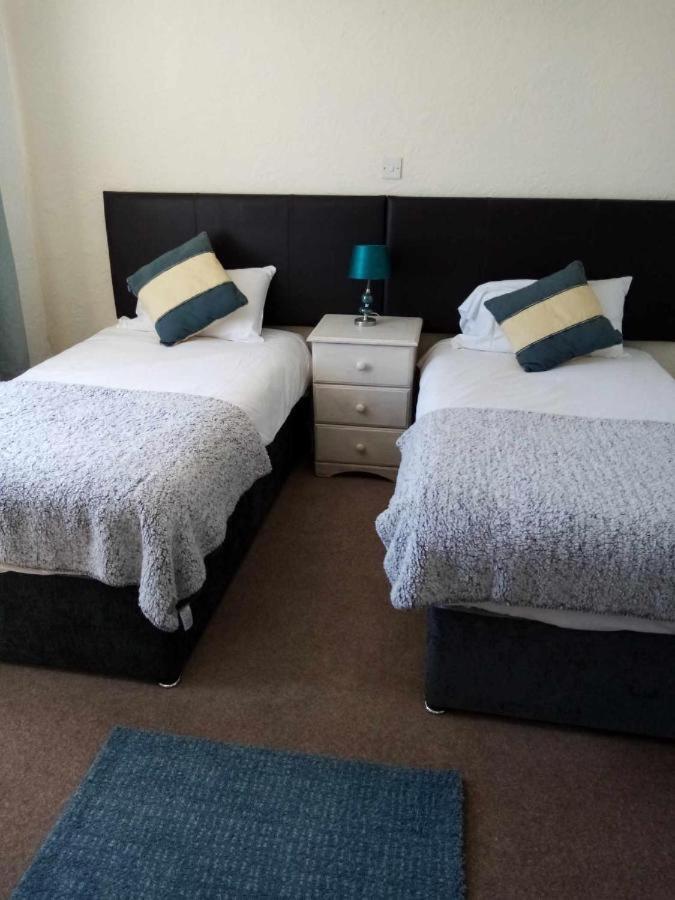 Ty Dderw Country Inn Moelfre Extérieur photo