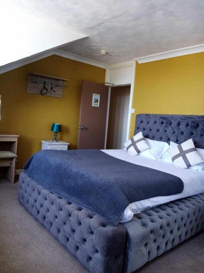 Ty Dderw Country Inn Moelfre Extérieur photo
