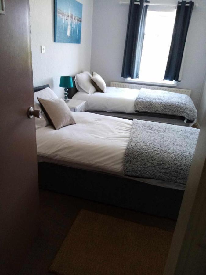 Ty Dderw Country Inn Moelfre Chambre photo