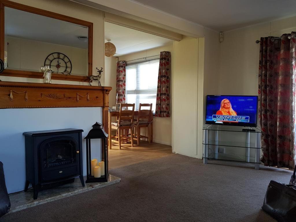 Ty Dderw Country Inn Moelfre Chambre photo