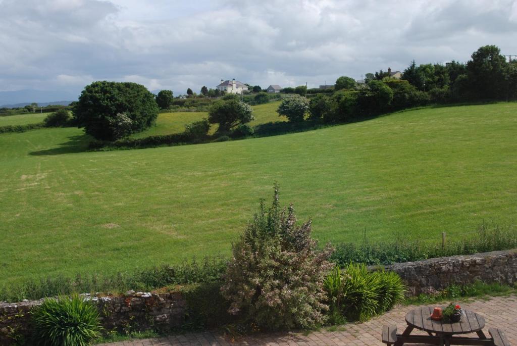 Ty Dderw Country Inn Moelfre Chambre photo
