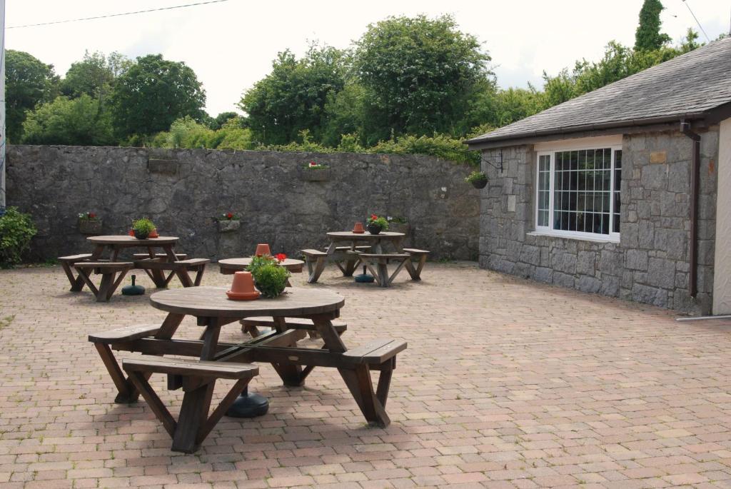 Ty Dderw Country Inn Moelfre Extérieur photo